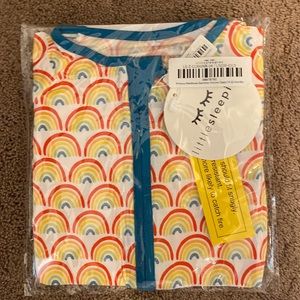 NIB size 6-12 primary rainbows little Sleepies zippy